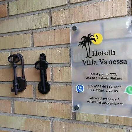 Vanessa 3*